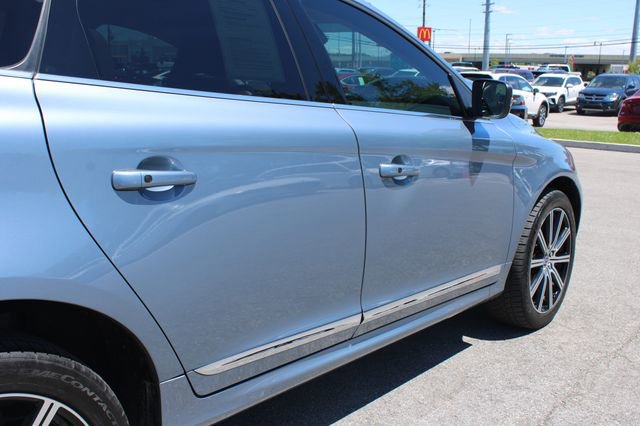 Used 2017 Volvo XC60 T6 Inscription w/ Climate Package AWD/4WD image 45