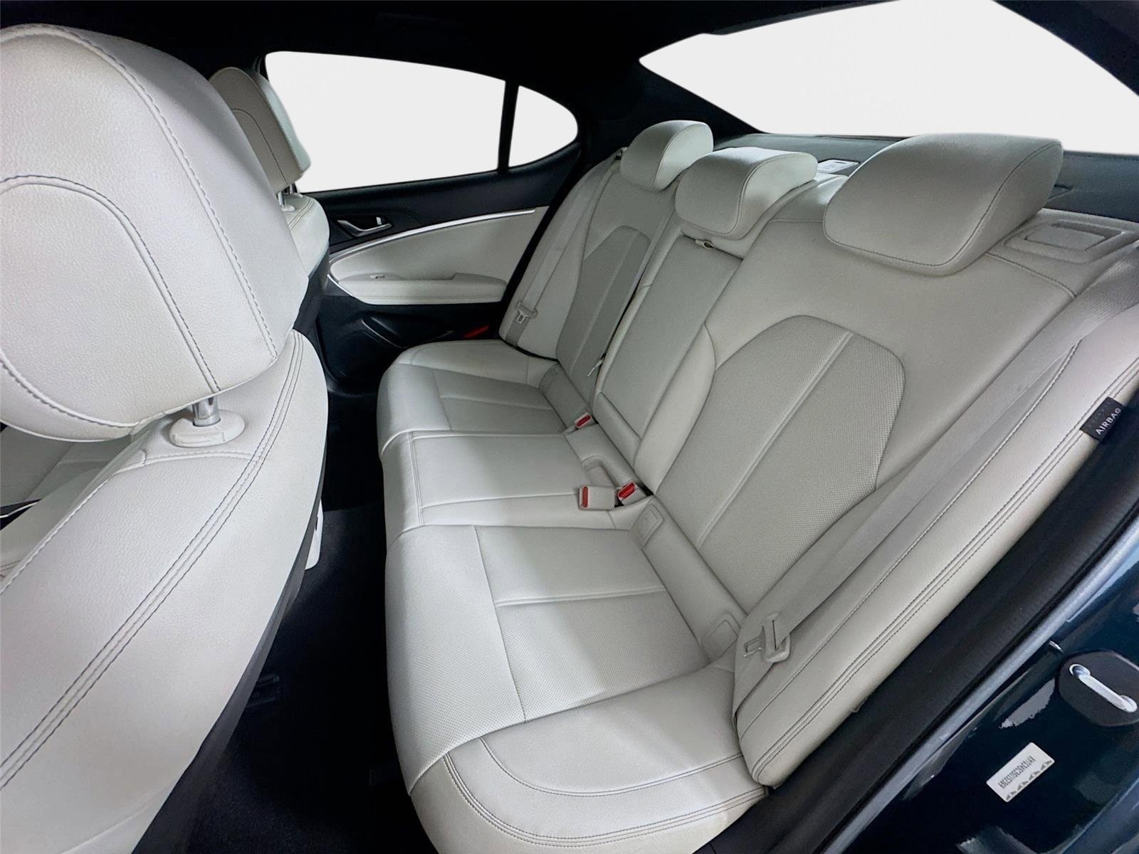 Certified 2025 Genesis G70 2.5T AWD/4WD image 22