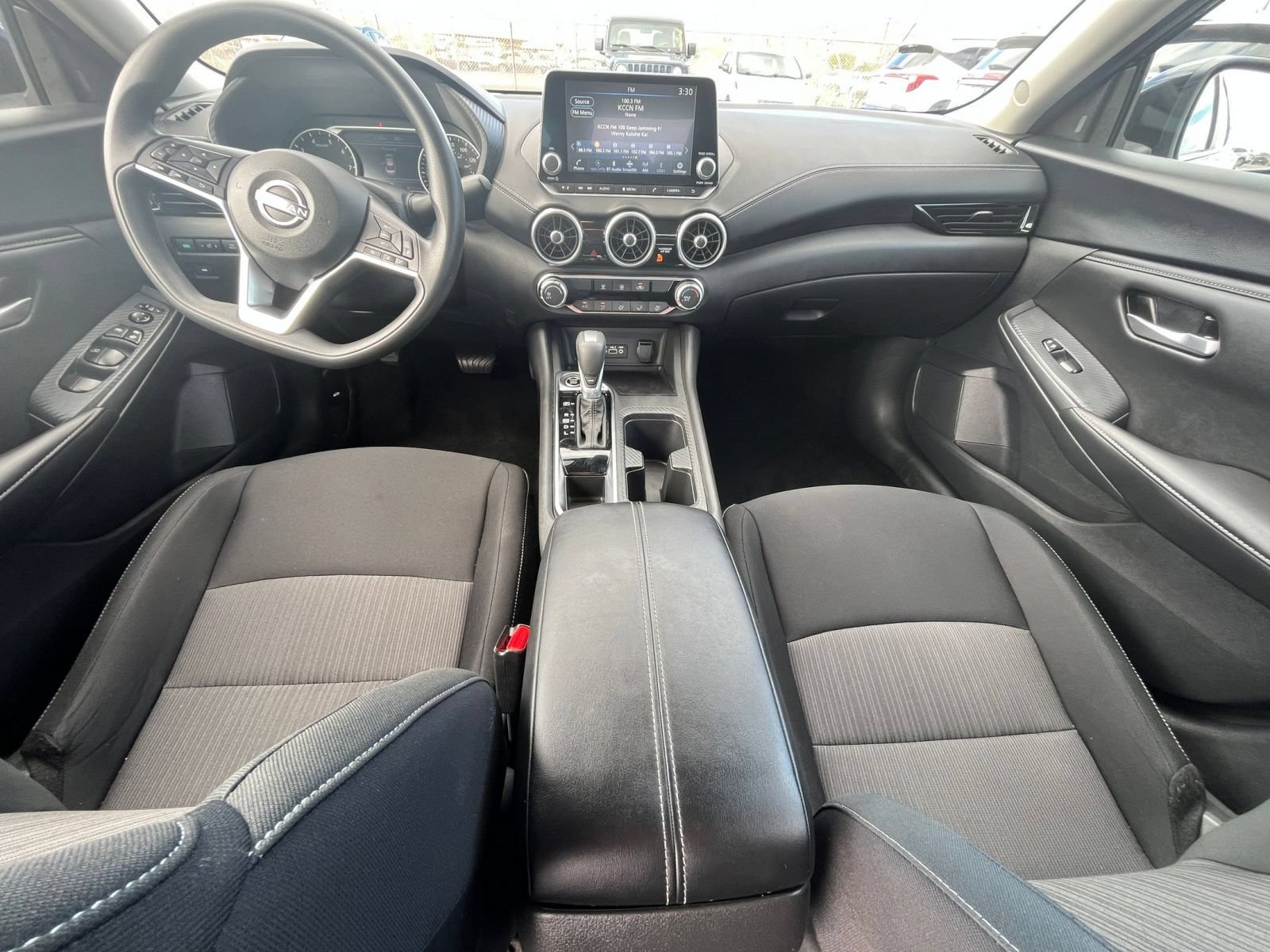 Used 2025 Nissan Sentra SV FWD image 38