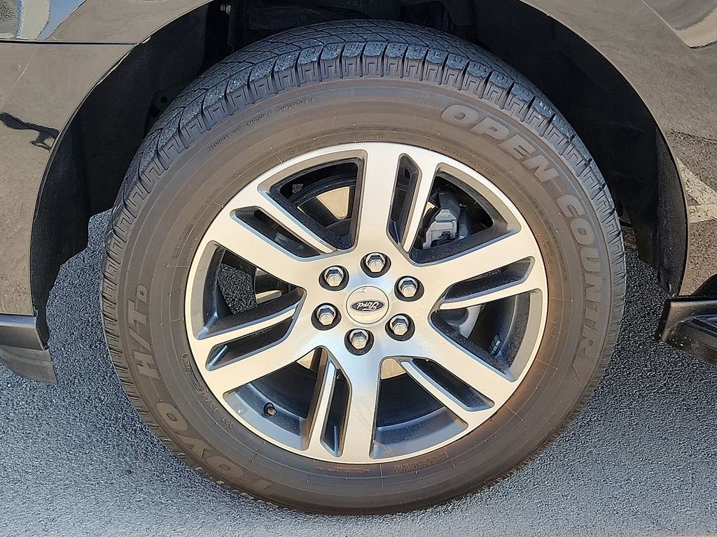 Used 2024 Ford Expedition Limited RWD image 7