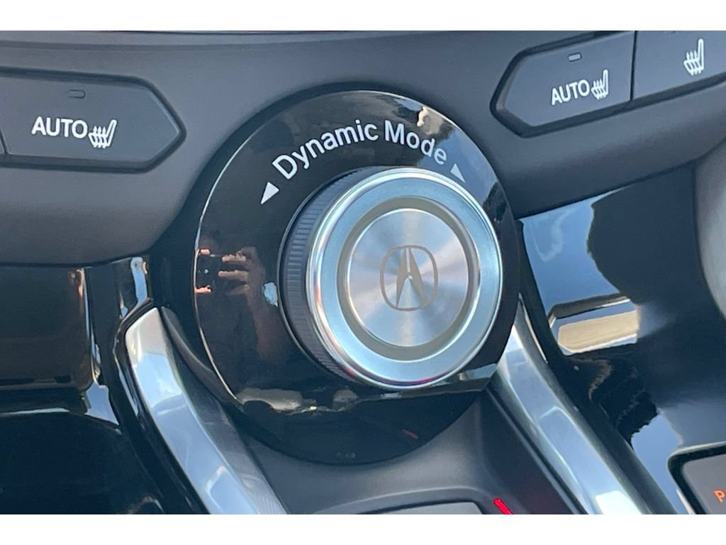 Certified 2025 Acura TLX w/ Technology Package FWD image 29