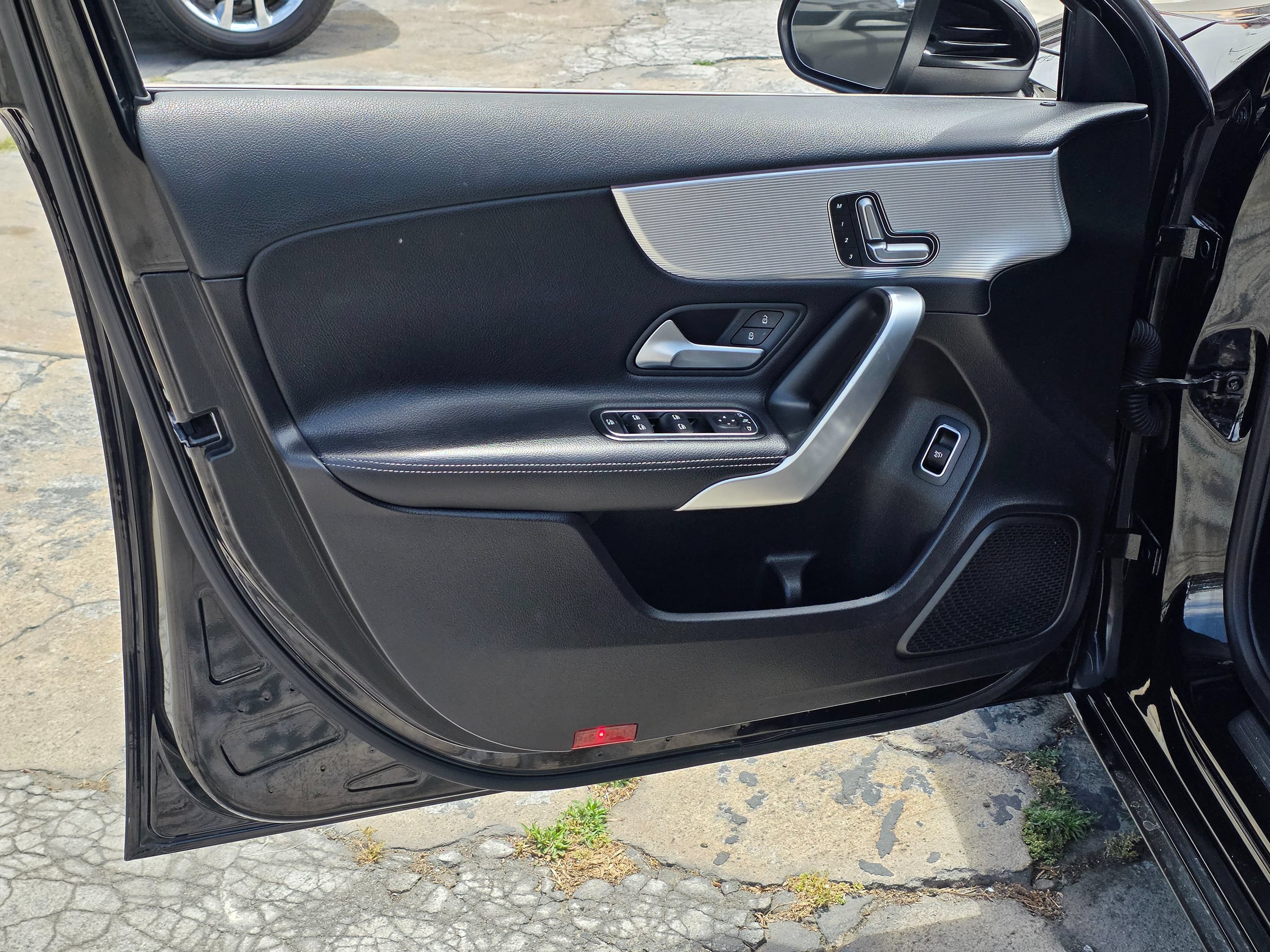 Used 2019 Mercedes-Benz A 220 w/ Premium Package image 22