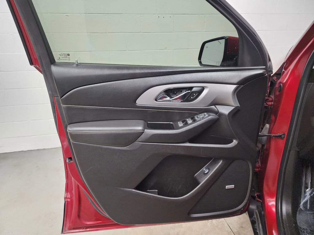 Used 2019 Chevrolet Traverse RS w/ LPO, Floor Liner Package image 9