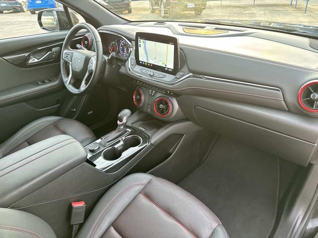 Used 2025 Chevrolet Blazer RS image 32
