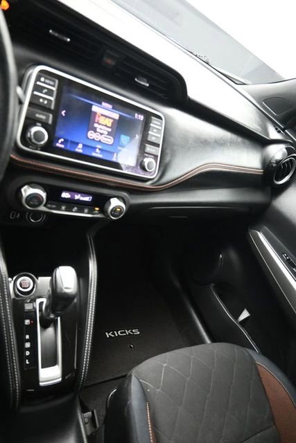 Used 2018 Nissan Kicks SR FWD image 14