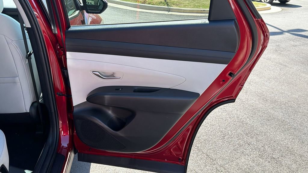 New 2026 Hyundai Tucson SEL image 17