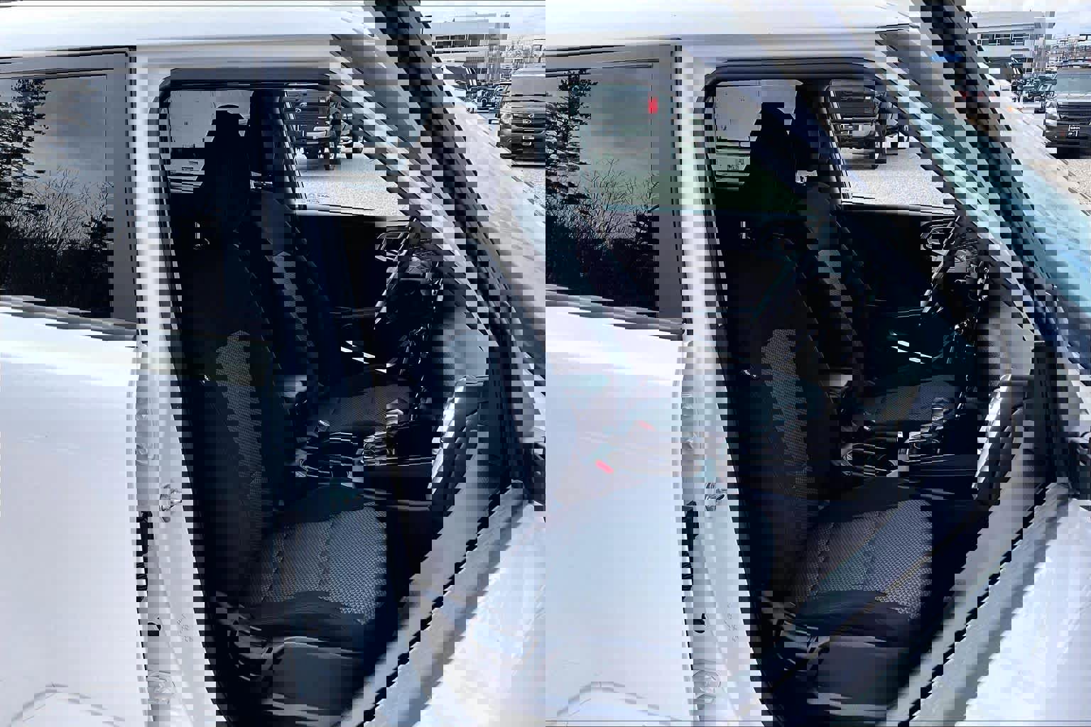 Used 2023 Kia Soul LX w/ LX Technology Package image 8