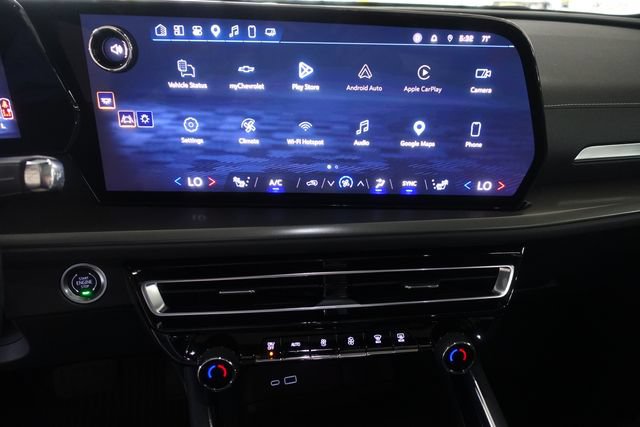 Used 2025 Chevrolet Traverse LT w/ Sun and Wheel Package FWD image 15