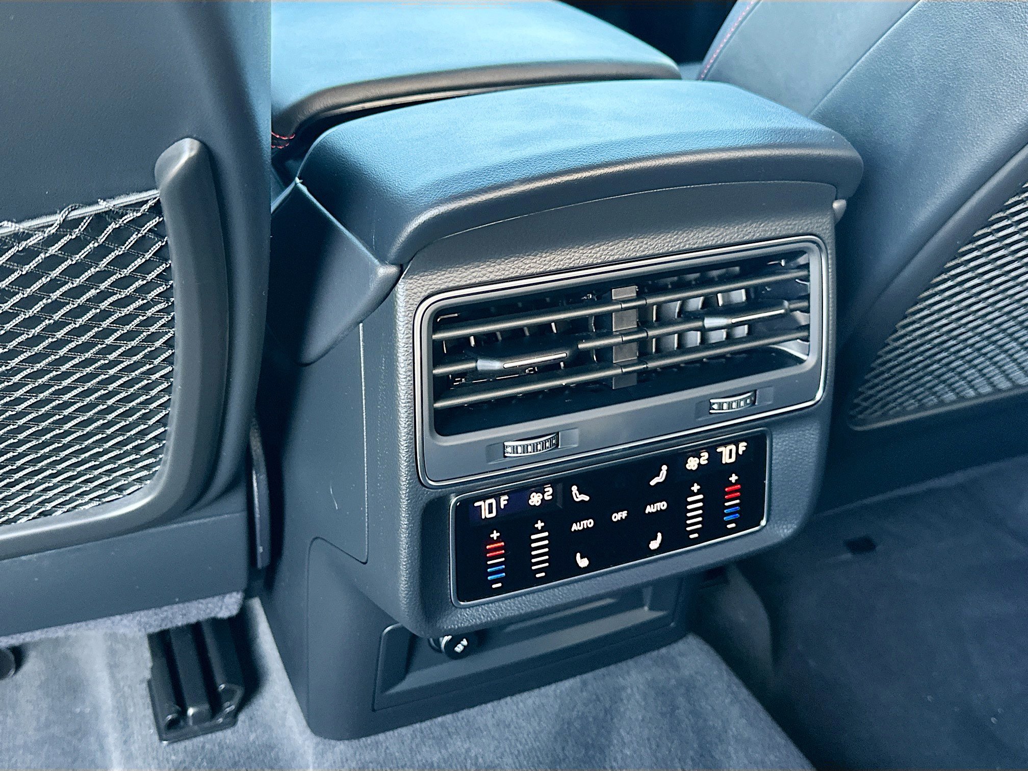 Used 2024 Audi RS Q8 image 25