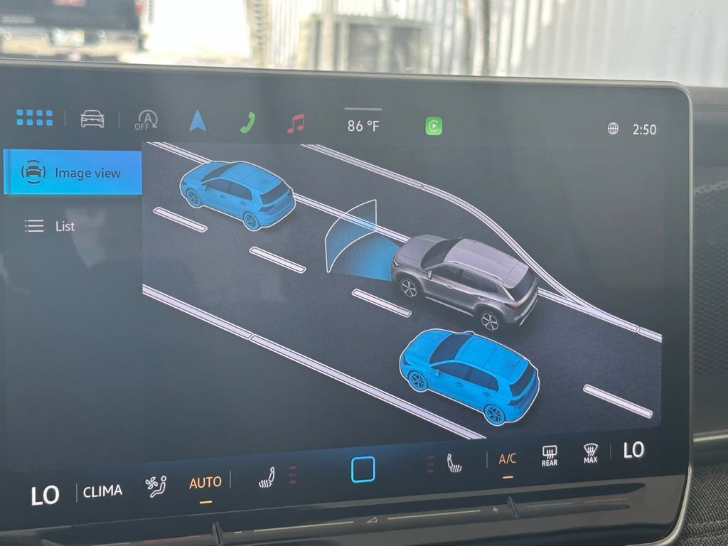 Used 2025 Volkswagen Tiguan S image 16