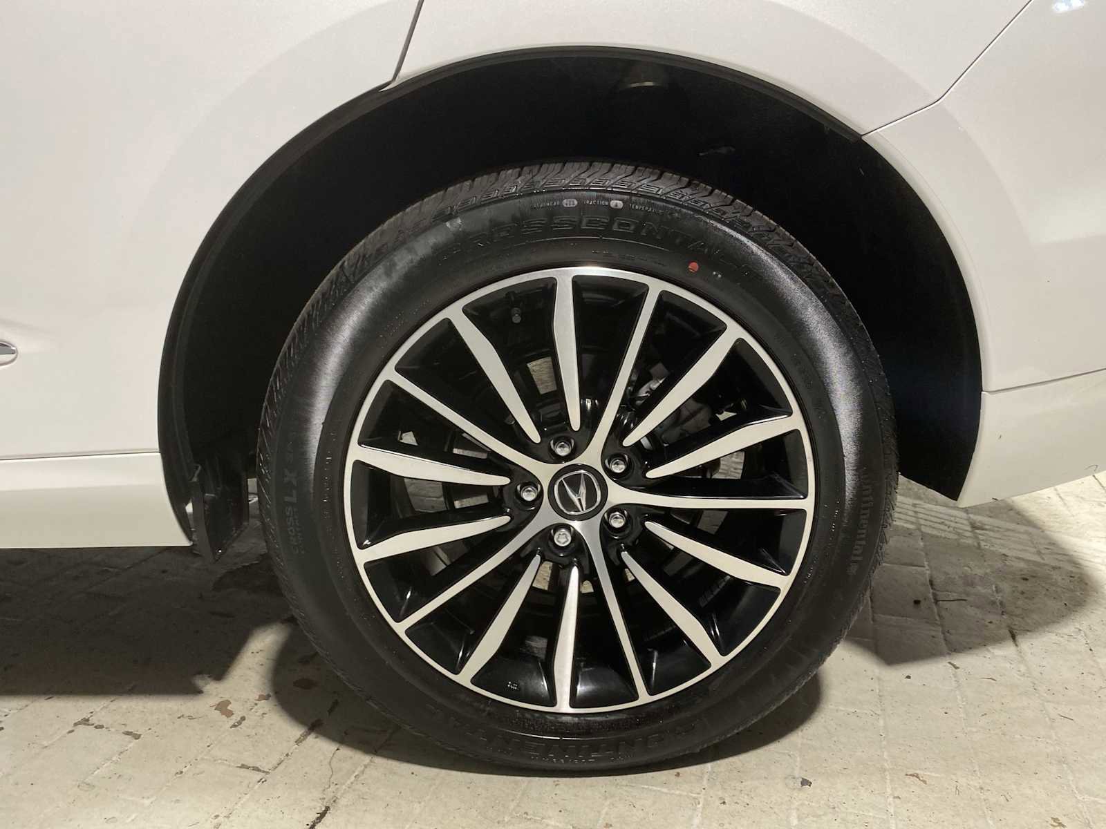 Certified 2025 Acura RDX SH-AWD w/ Advance Package image 8