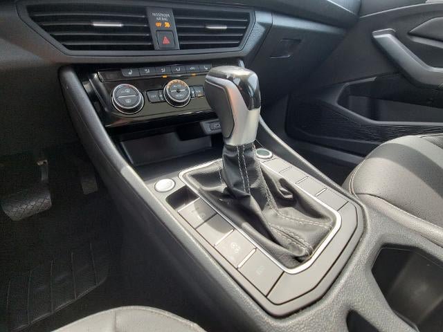 Used 2024 Volkswagen Jetta SE FWD image 15