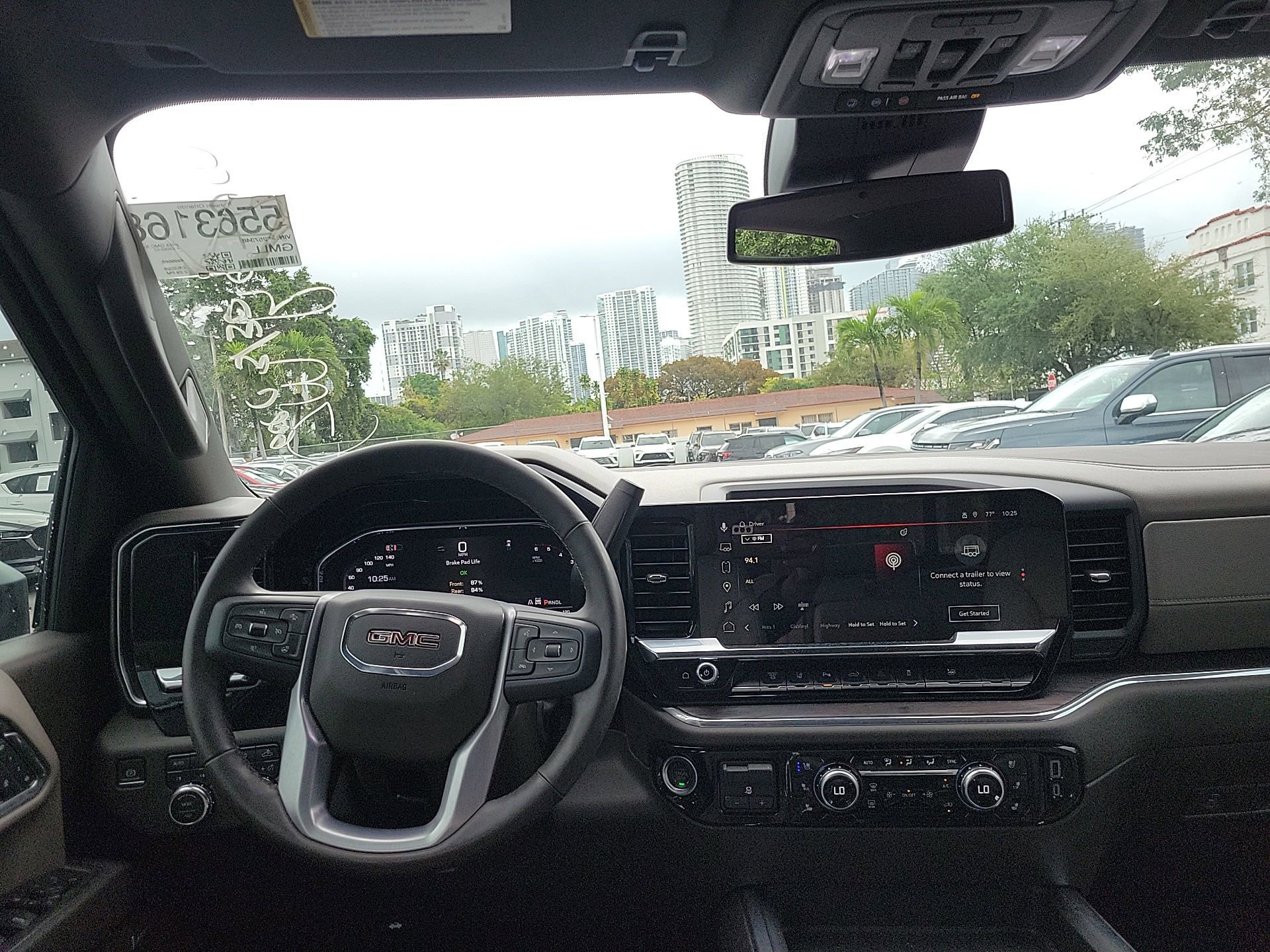 Used 2025 GMC Sierra 2500 SLT w/ SLT Premium Package image 21