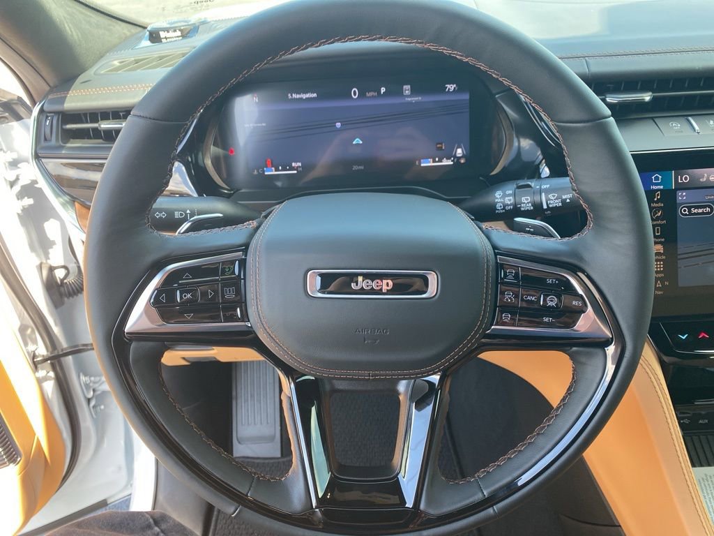 New 2026 Jeep Grand Cherokee Summit AWD/4WD image 17