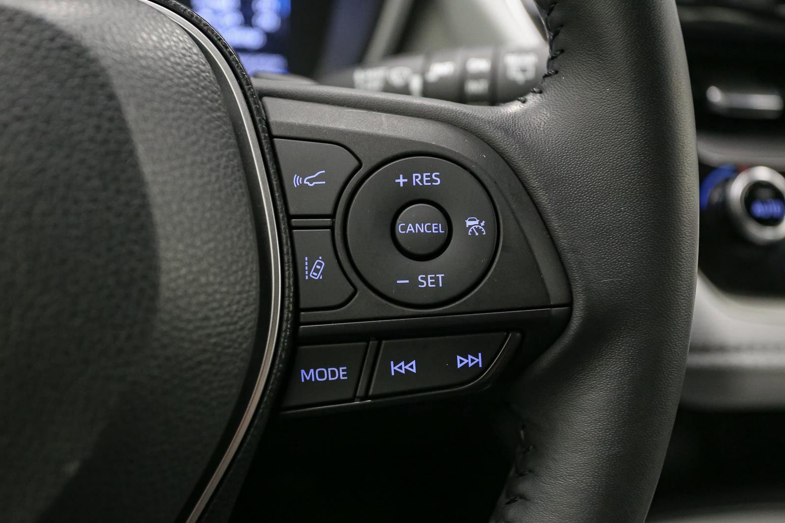Used 2019 Toyota Corolla SE FWD image 34