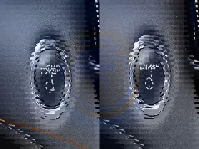 Used 2023 Toyota Highlander Bronze Edition image 25