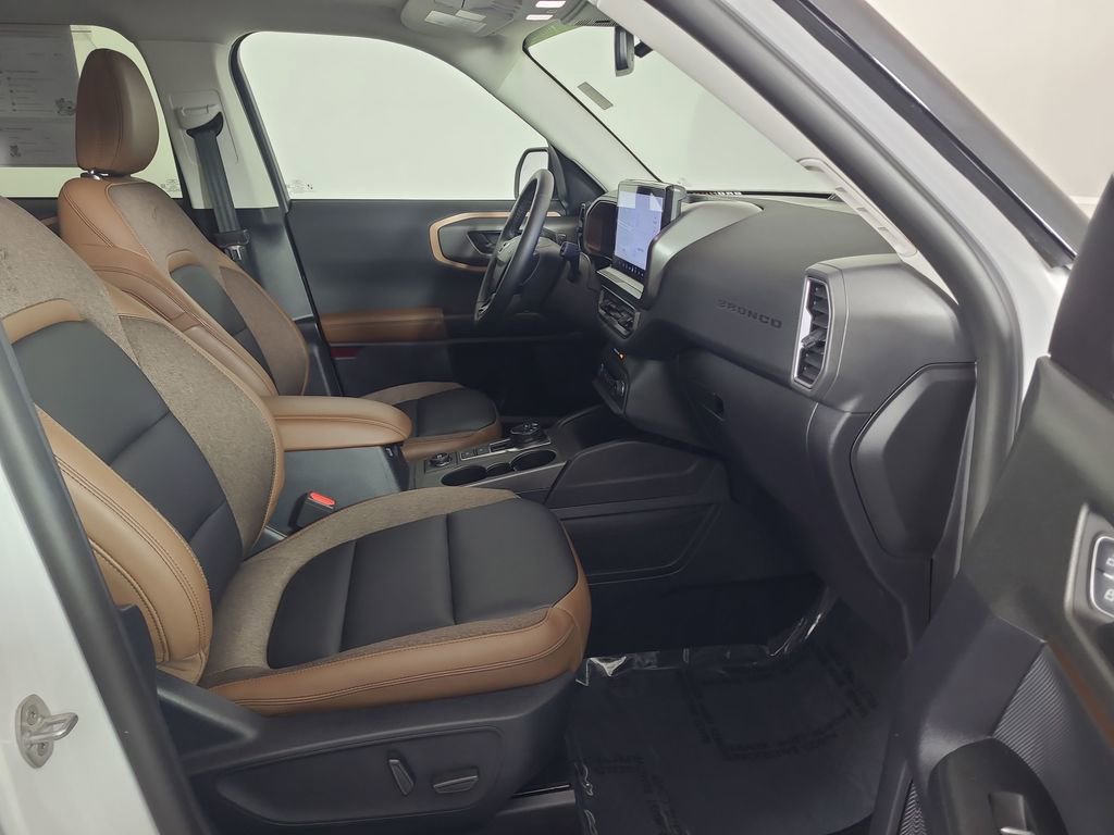 Used 2025 Ford Bronco Sport Outer Banks w/ Outer Banks Tech Package+ AWD/4WD image 22