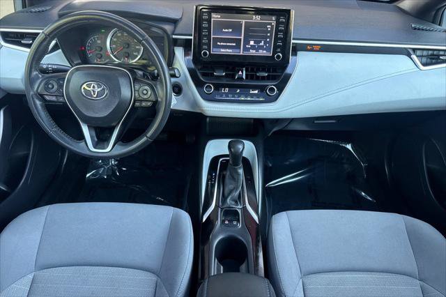 Certified 2020 Toyota Corolla SE w/ SE Premium Package FWD image 3