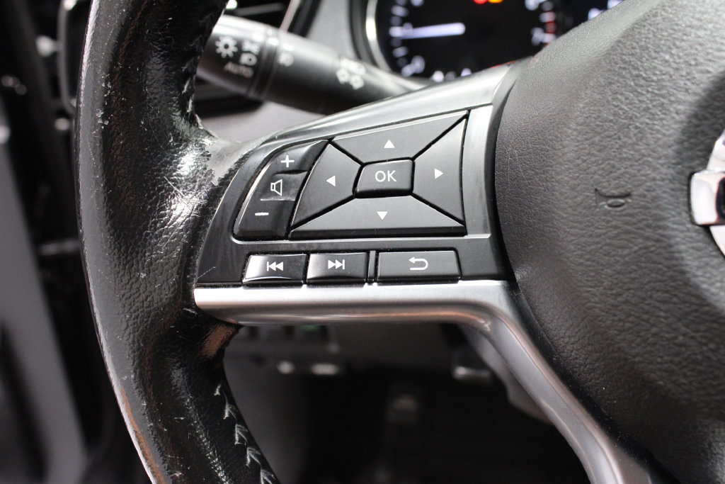 Certified 2022 Nissan Rogue Sport SV AWD/4WD image 26