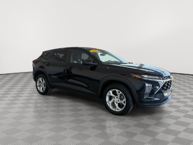 Certified 2024 Chevrolet Trax LS w/ LS Convenience Package FWD image 14