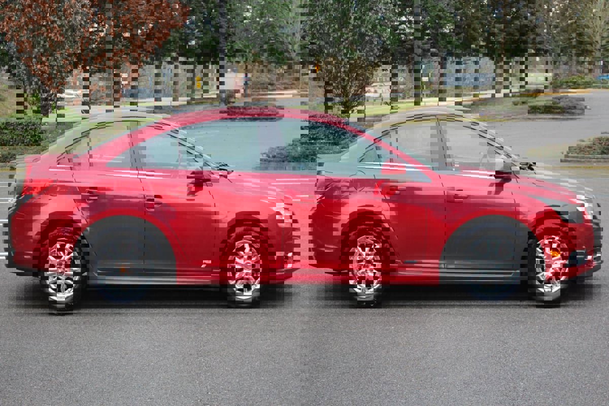 Used 2012 Chevrolet Cruze LT w/ RS Package image 6