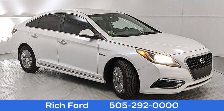 Used 2016 Hyundai Sonata SE image 1