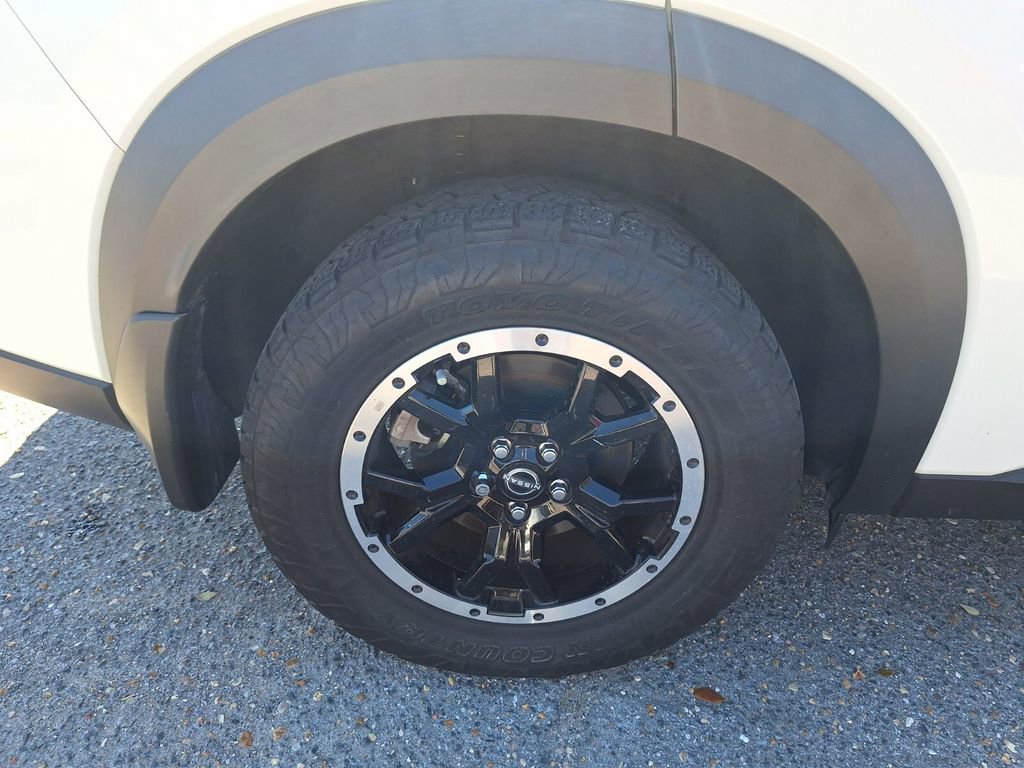 Certified 2023 Nissan Pathfinder Rock Creek image 25