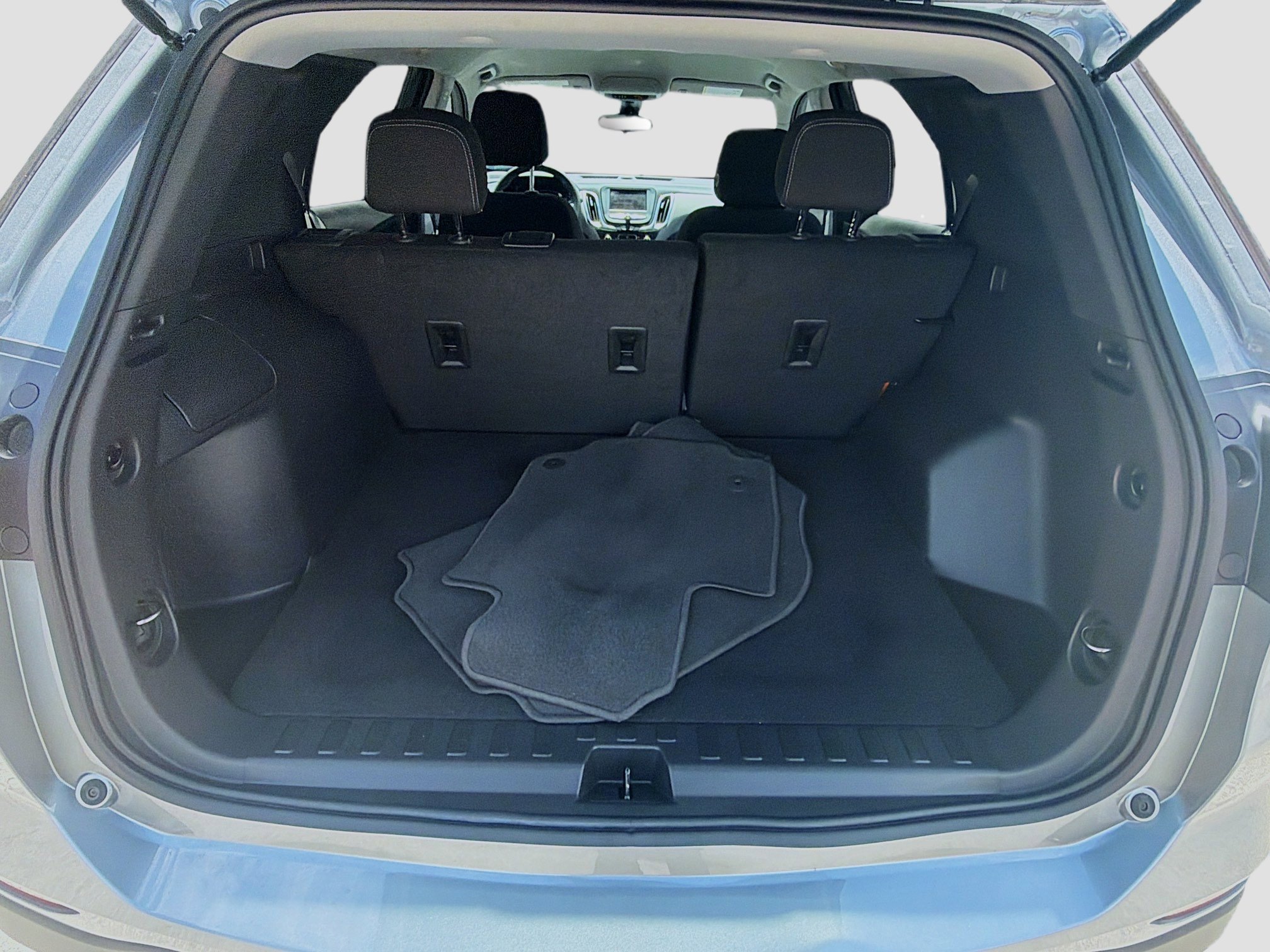Used 2023 Chevrolet Equinox LS w/ LS Convenience Package FWD image 21