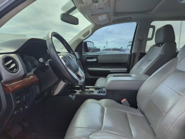 Used 2017 Toyota Tundra Limited w/ Limited Premium Package image 8