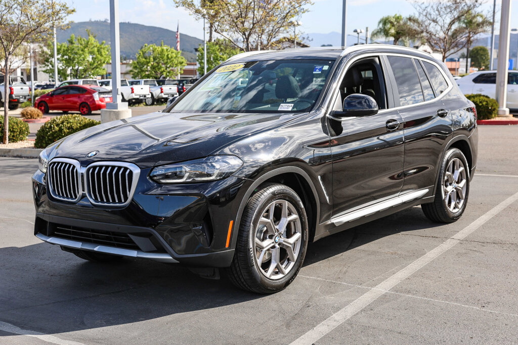 Used 2022 BMW X3 xDrive30i w/ Premium Package 2 image 21