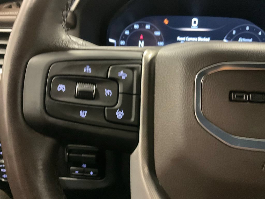 Used 2024 GMC Yukon XL Denali w/ Denali Reserve Package AWD/4WD image 17