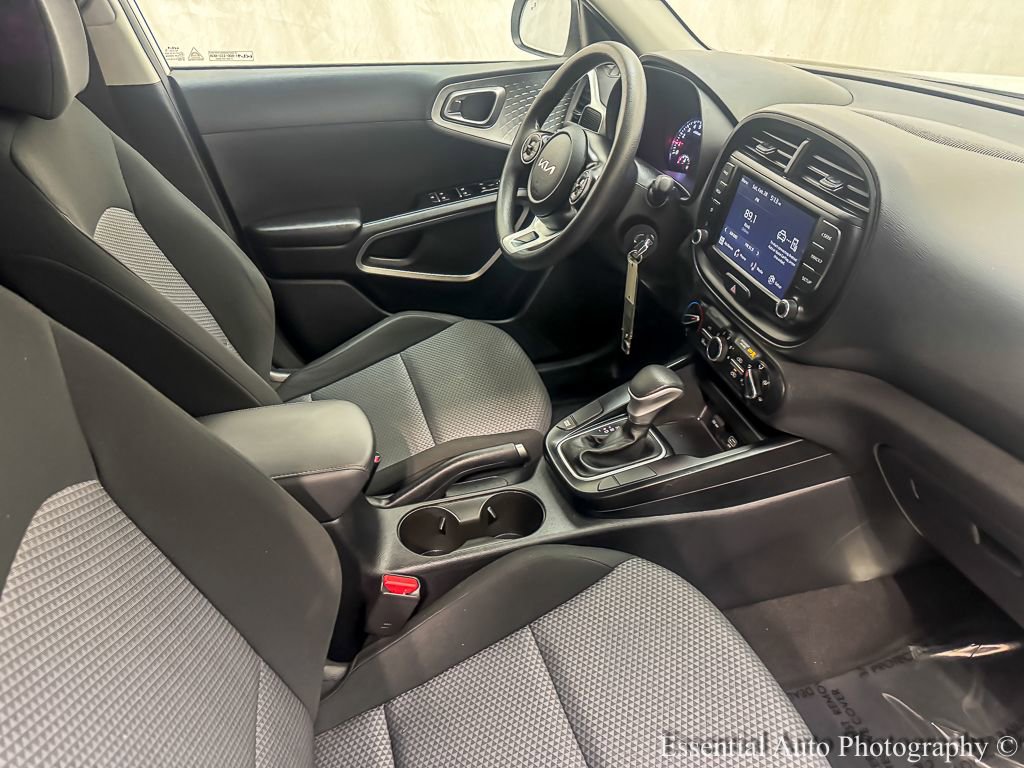 Used 2022 Kia Soul LX w/ Technology Package image 24