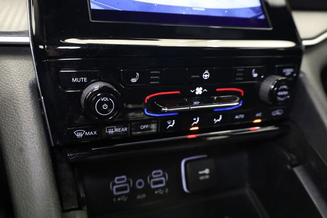 Used 2024 Jeep Grand Cherokee L Laredo image 23