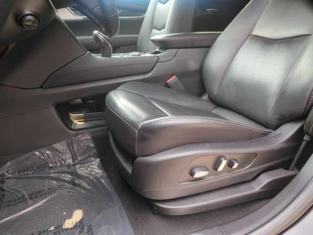 Used 2023 Cadillac XT5 Premium Luxury AWD/4WD image 14