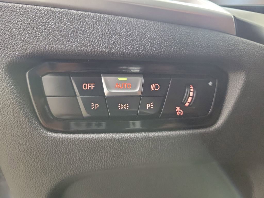 Used 2025 BMW i4 eDrive40 image 34