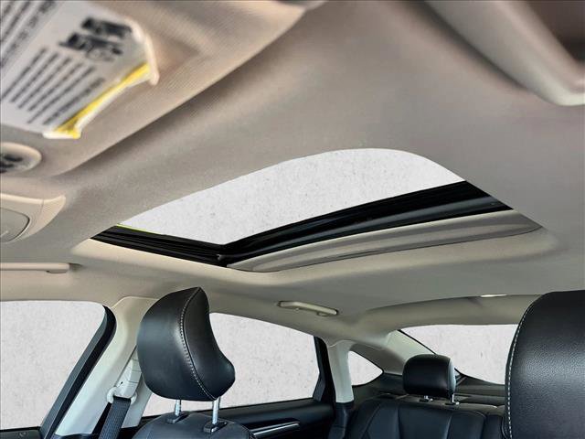 Used 2019 Ford Fusion Titanium image 12