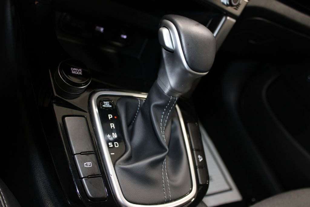 Used 2025 Kia Seltos S image 46