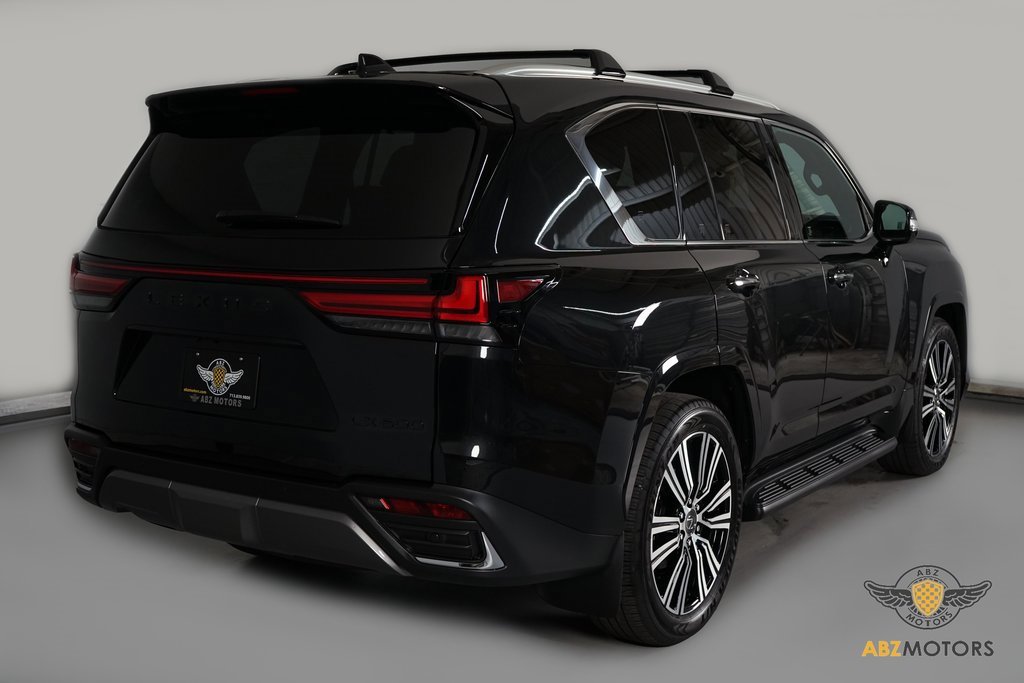 Used 2026 Lexus LX 600 4WD w/ Luxury Package image 6