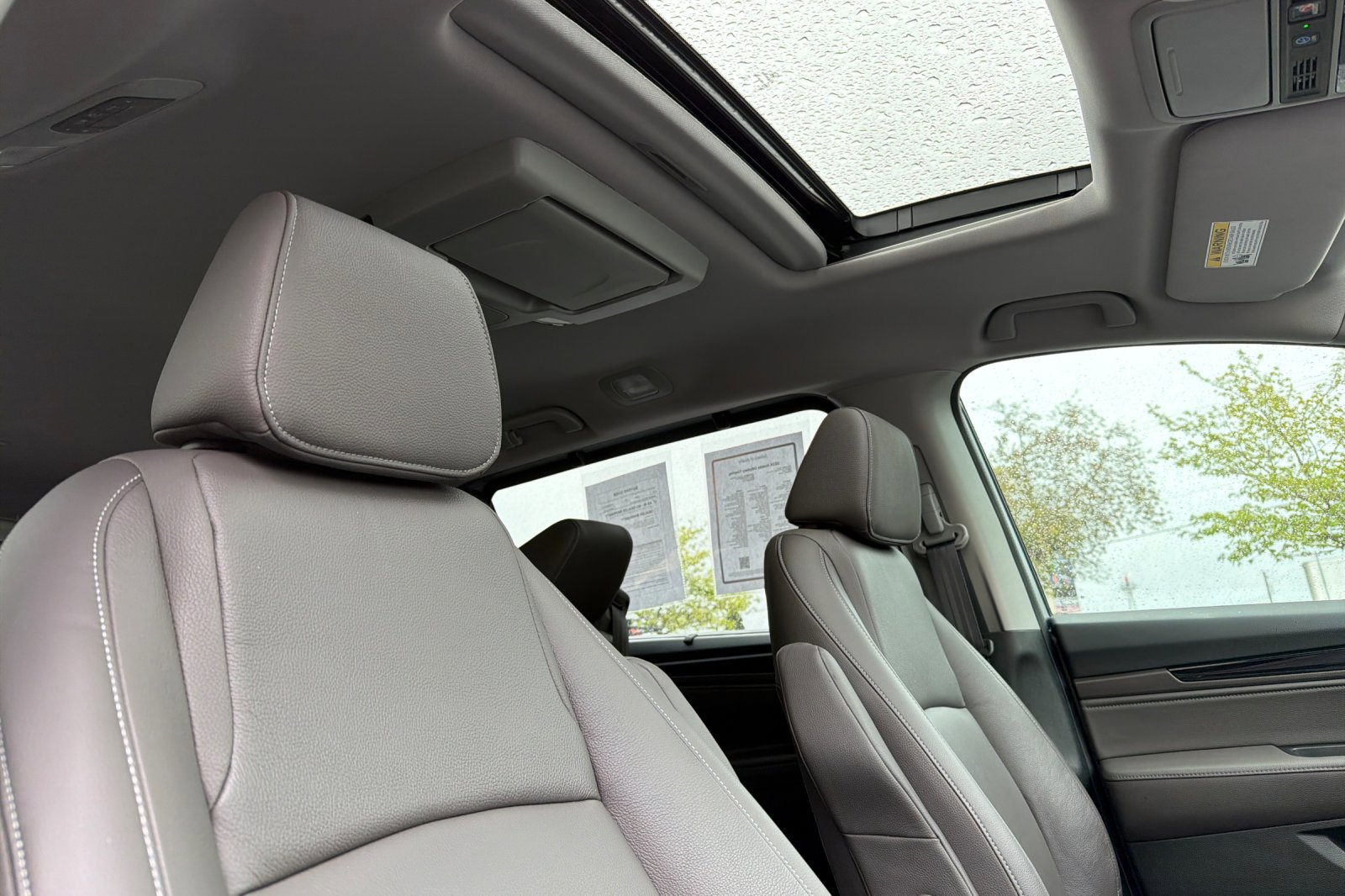 Used 2024 Honda Odyssey Touring image 18