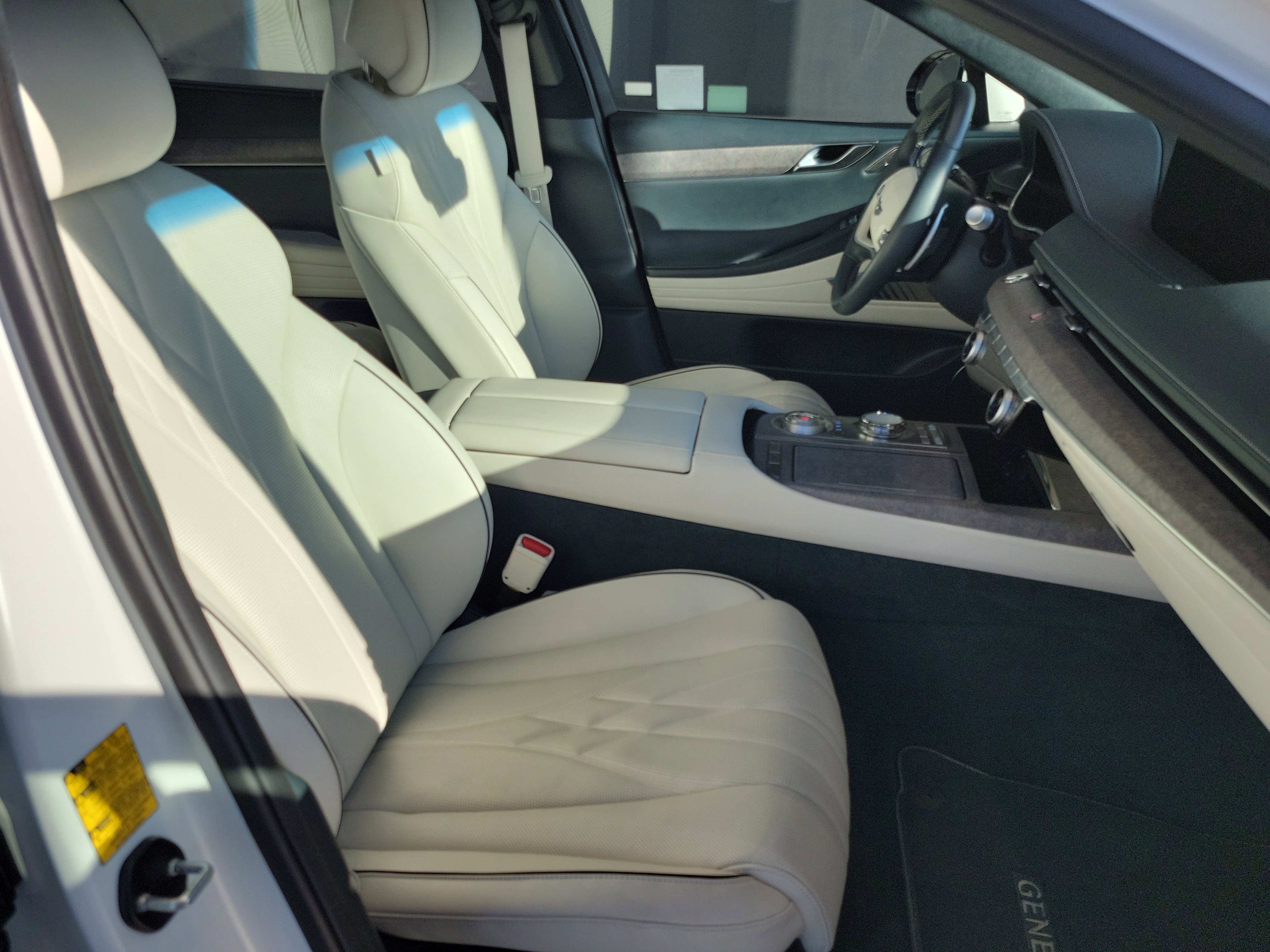 New 2023 Genesis G80 AWD image 16