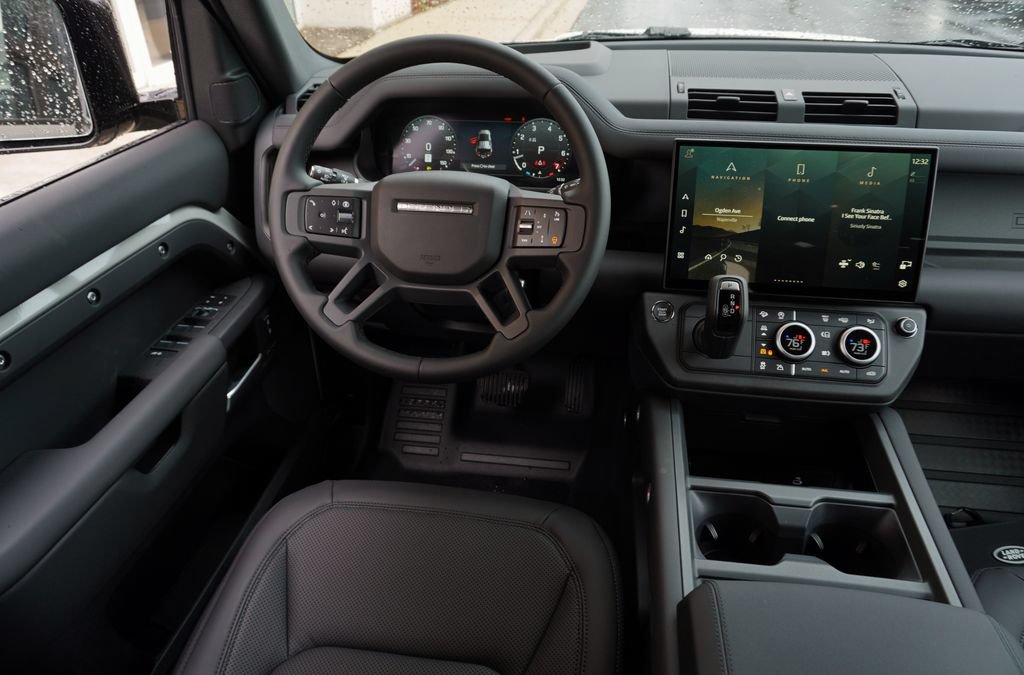 Certified 2026 Land Rover Defender 110 S AWD/4WD image 15