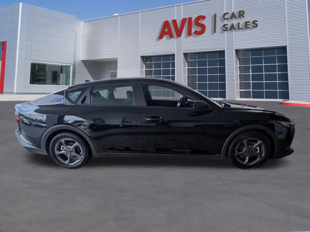 Used 2025 Kia K4 FWD image 5