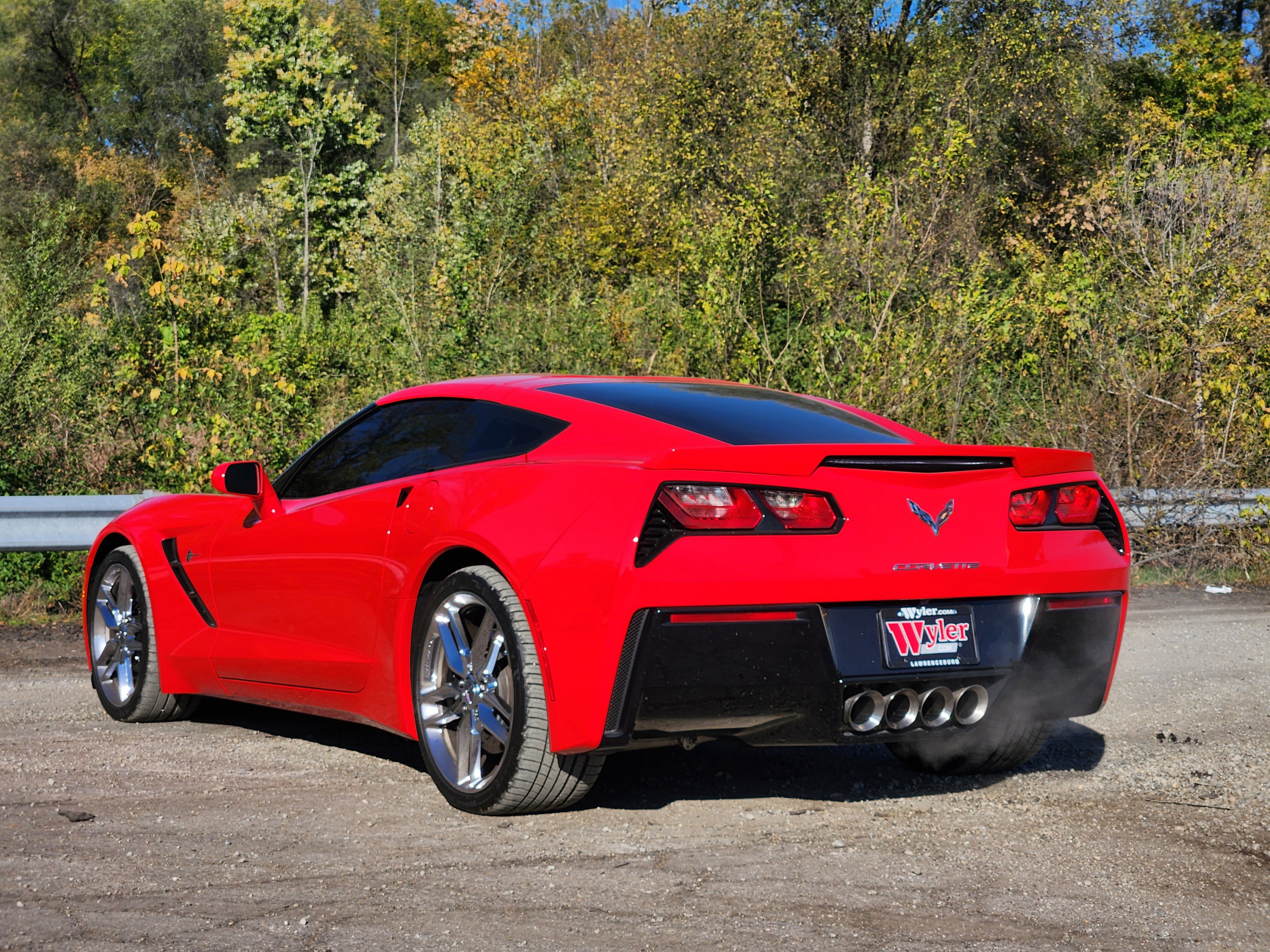 Used 2015 Chevrolet Corvette Stingray Coupe w/ 2LT Preferred Equipment Group image 10