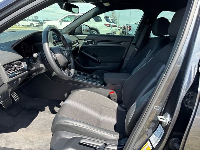 Used 2025 Honda Civic Sport image 9