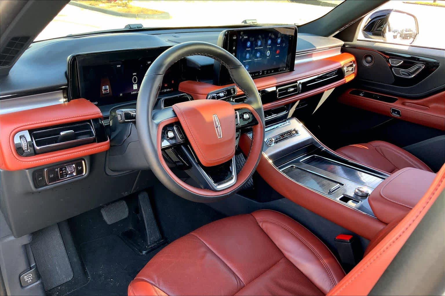 Used 2025 Lincoln Aviator Reserve w/ Illumination Package RWD image 18