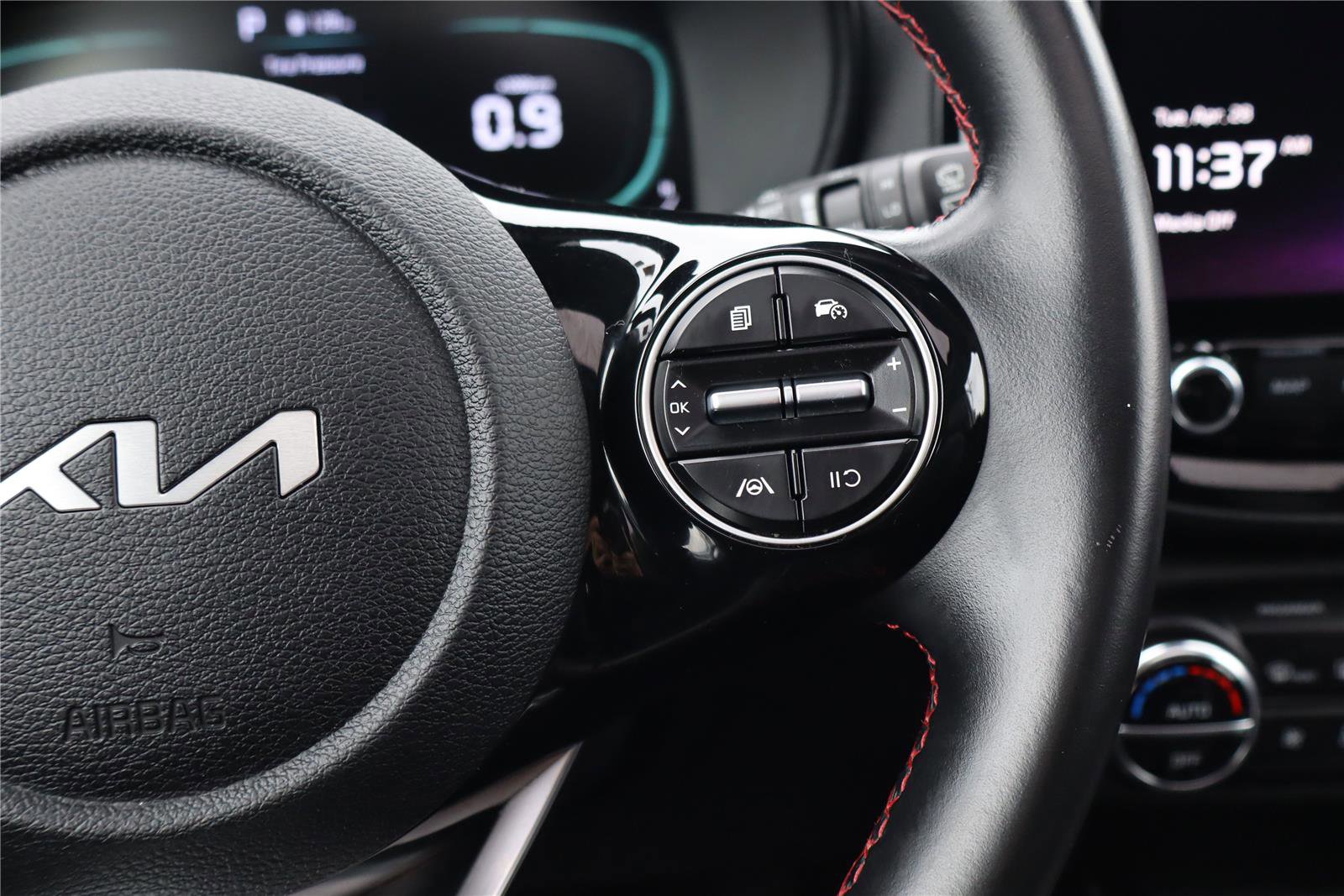 Certified 2023 Kia Soul GT-Line FWD image 17