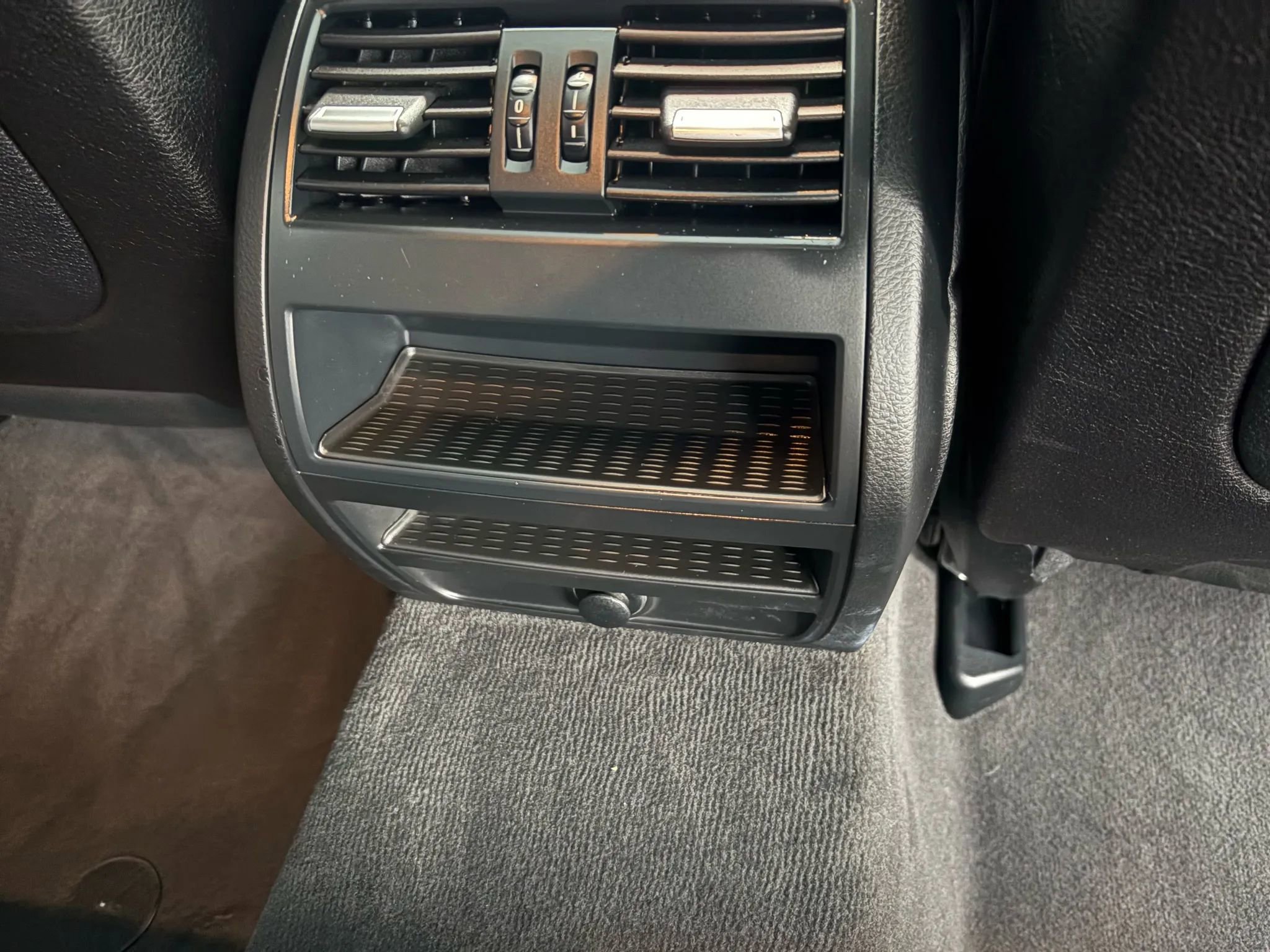 Used 2013 BMW 528i Sedan image 28