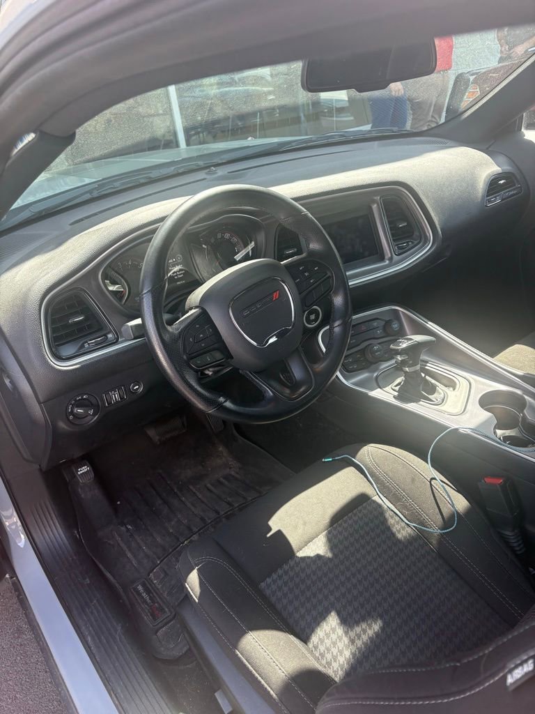 Used 2021 Dodge Challenger SXT w/ Blacktop Package image 10