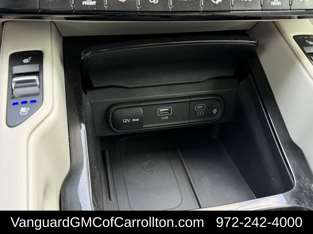 Used 2023 Kia Telluride EX w/ EX Captain's Chair Package FWD image 25