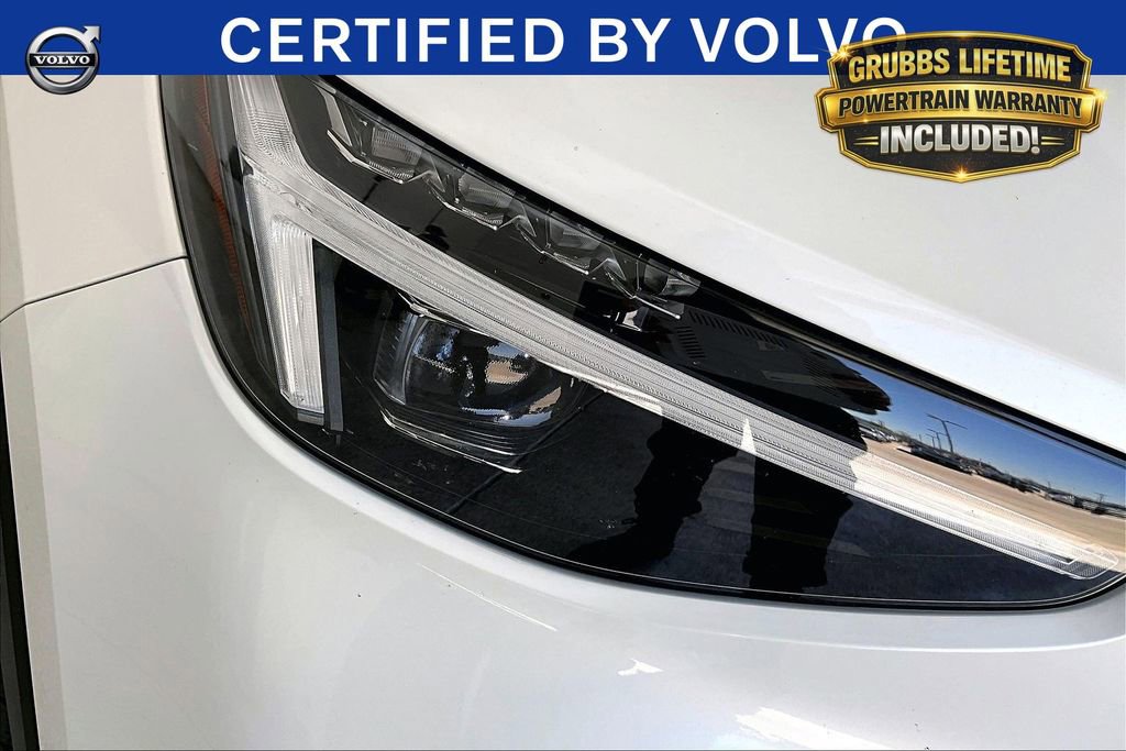 Certified 2024 Volvo XC40 B5 Ultimate w/ Protection Package Premier AWD/4WD image 37